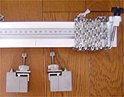 取付冶具のチェーンは